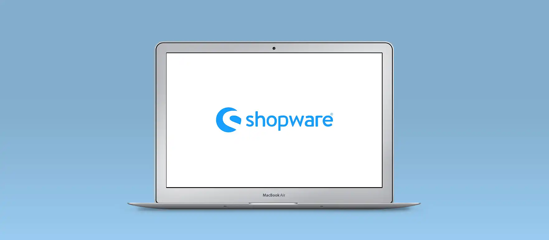 Apple MacBook zeigt das Logo der Shopsoftware Shopware